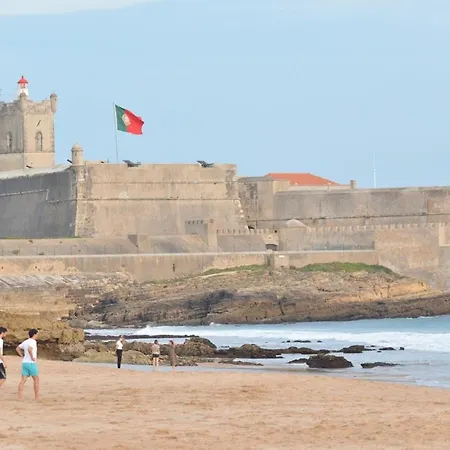 Beachome4u2 Carcavelos (Lisbon)